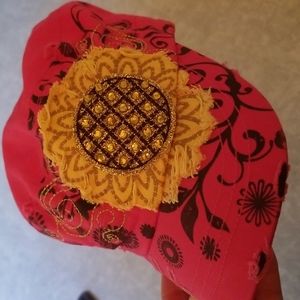 L.O.G.R. pink hat with sunflower
